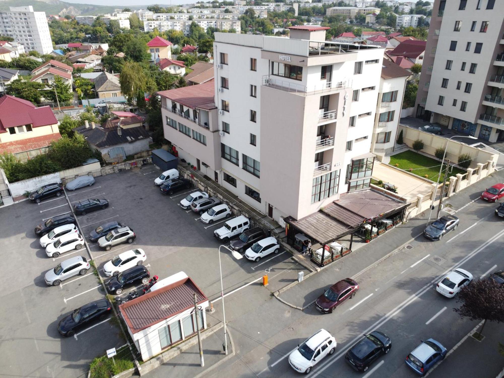 Hotel City Τουλσέα Εξωτερικό φωτογραφία